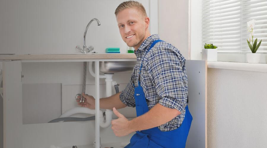 Nighttime Plumber in Doole, TX